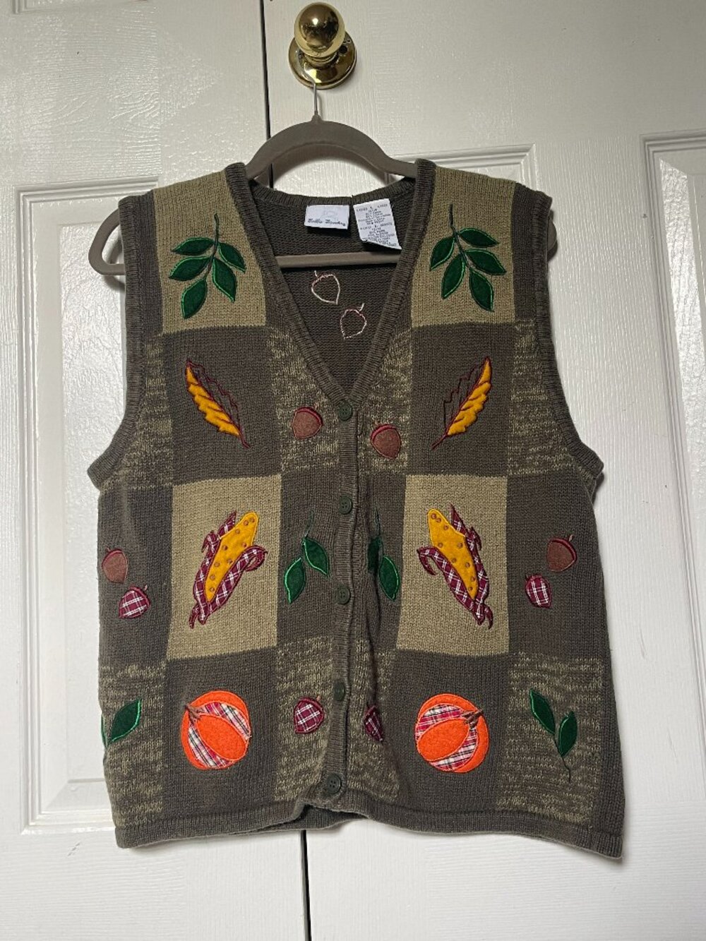 VTG Bobbie Brooks Fall Harvest Sweater Vest Patchwork Autumn Pumpkins L